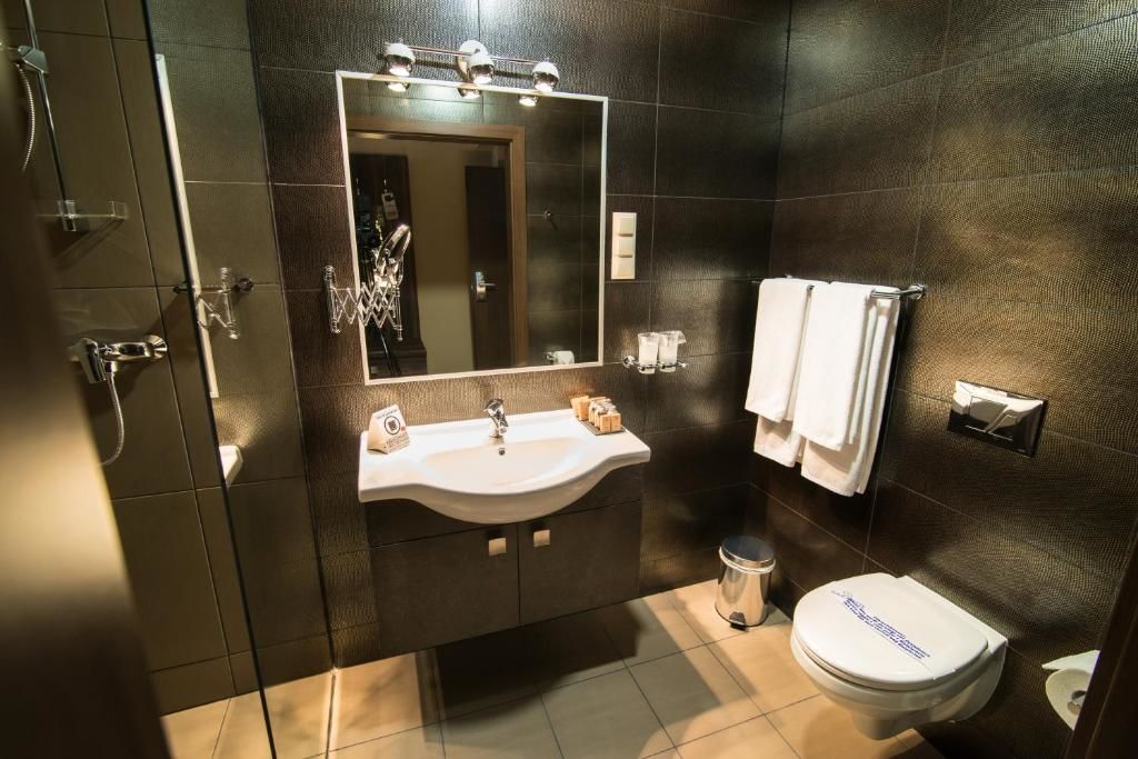 Отель Hotel Atena Мелец